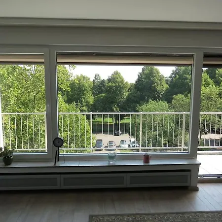 Apartment Sonnenblick - Zentrumsnah Und Gruen In *